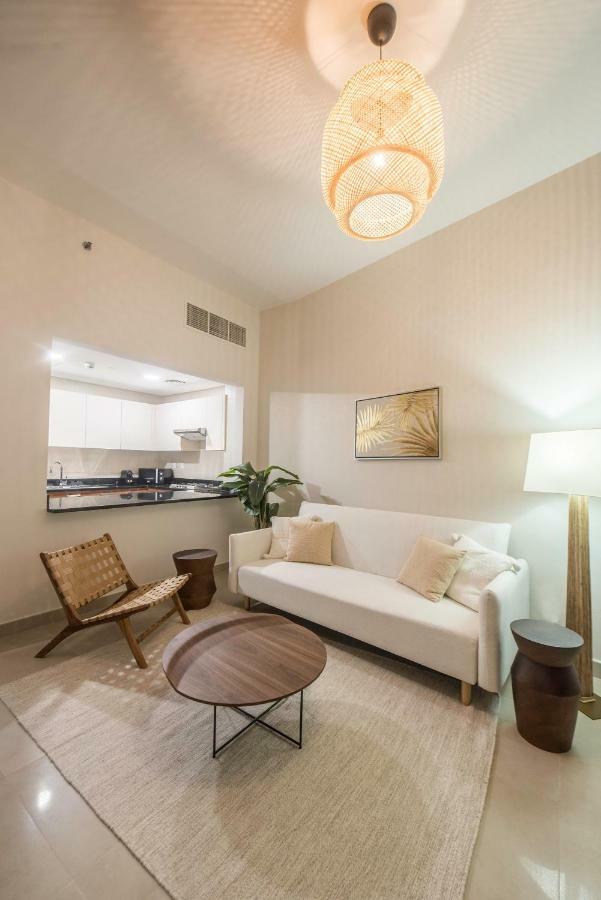 Fantastay Sparkle Tower One Bedroom Suite Marina View Dubai Exterior foto