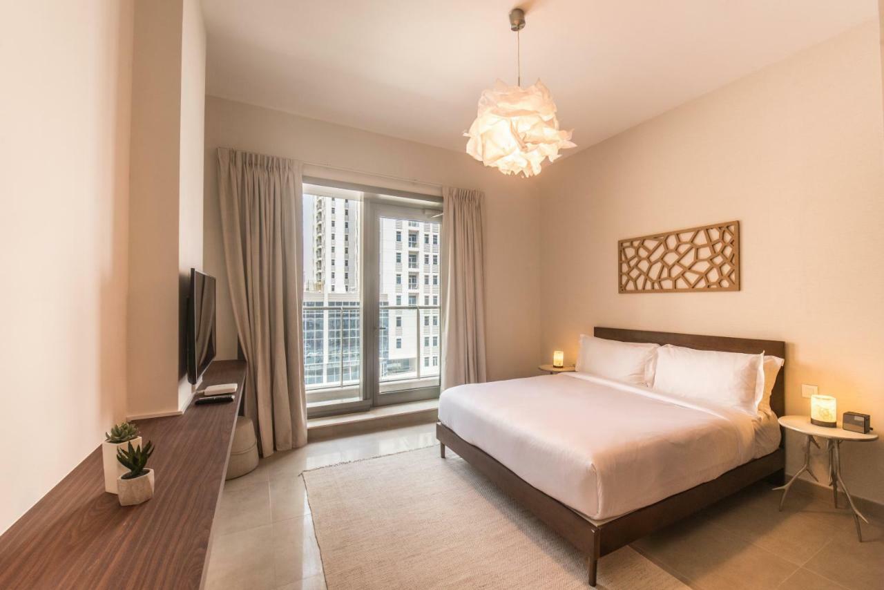 Fantastay Sparkle Tower One Bedroom Suite Marina View Dubai Exterior foto